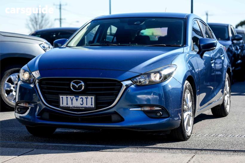 Blue 2017 Mazda 3 Hatchback Maxx