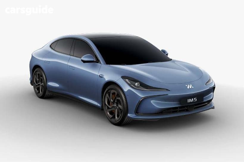 Blue 2026 MG Im5 Sedan Performance