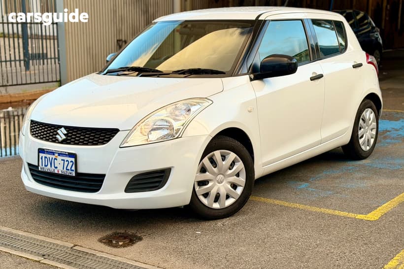 White 2012 Suzuki Swift Hatchback Ga