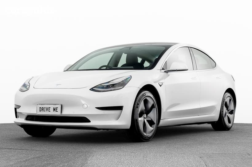 White 2020 Tesla Model 3 Sedan Standard Range Rwd