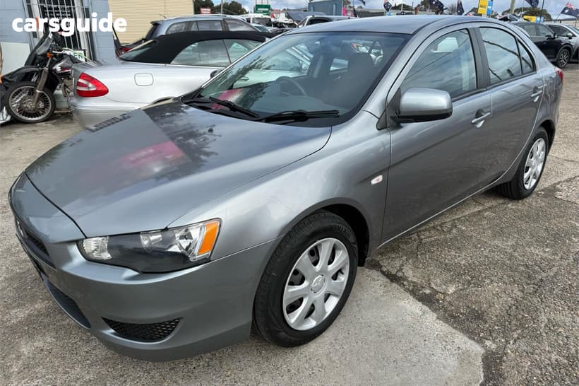 Grey 2013 Mitsubishi Lancer Sedan Es