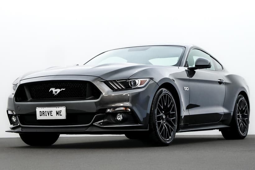 Grey 2017 Ford Mustang Coupe Fastback Gt 5.0 V8