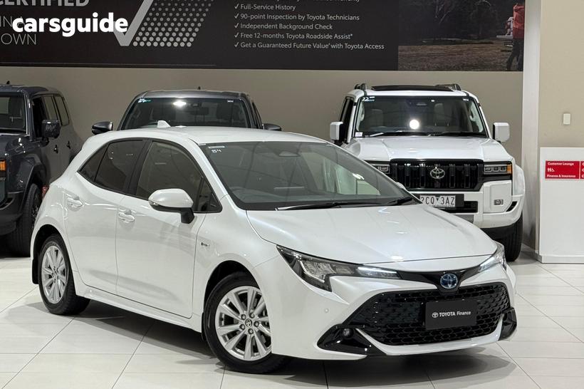 White 2025 Toyota Corolla Hatchback Sx Hybrid