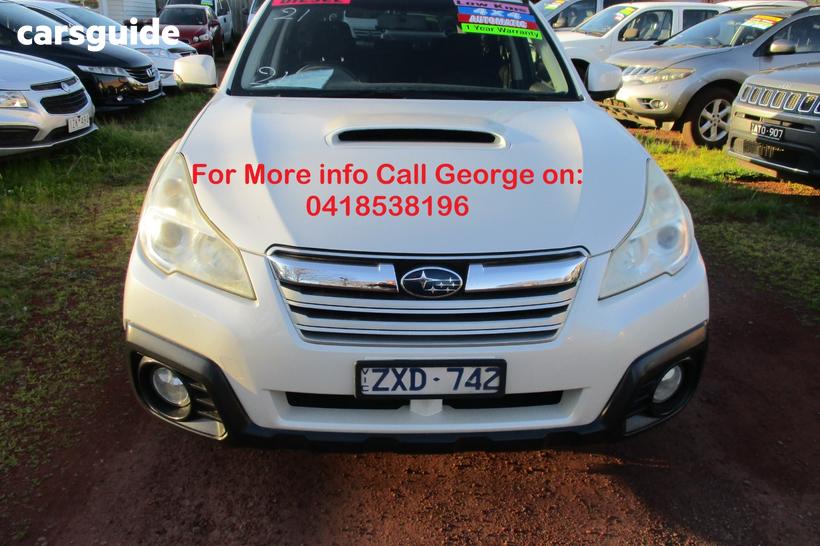 White 2013 Subaru Outback Wagon 2.0D