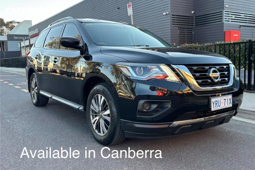 Black 2018 Nissan Pathfinder Wagon St (4X2)