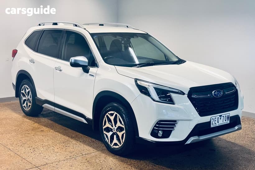 White 2022 Subaru Forester Wagon Hybrid L (Awd)