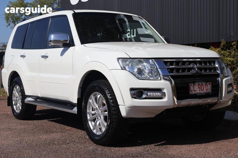 2017 Mitsubishi Pajero Wagon Glx Lwb (4X4)