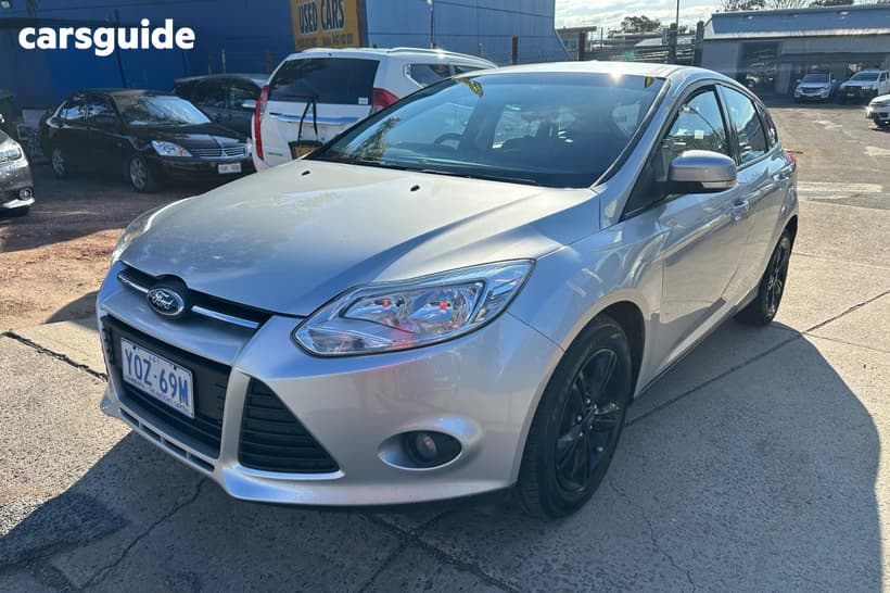 Silver 2014 Ford Focus Hatchback Trend
