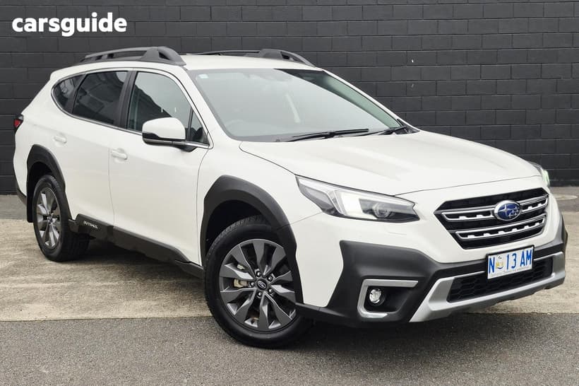 White 2024 Subaru Outback Wagon Awd