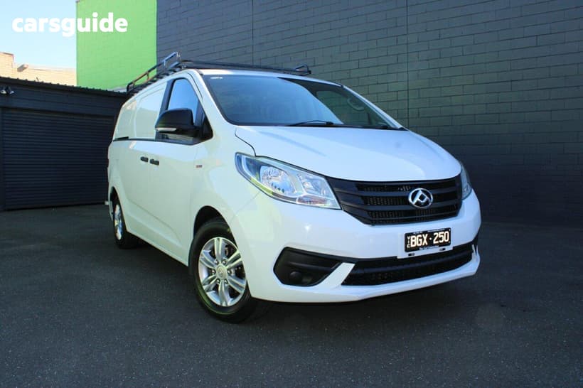 White 2022 LDV G10+ Van Barn Door