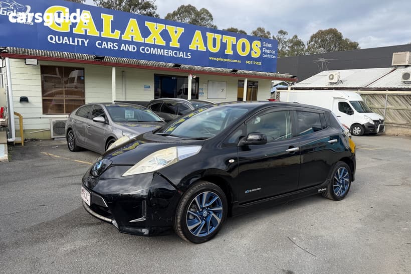 Black 2014 Nissan Leaf Hatch