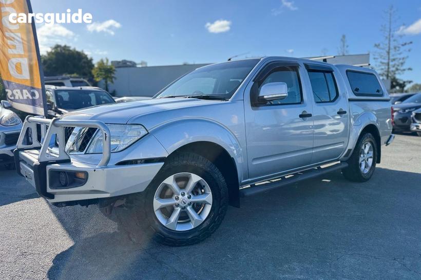 Silver 2011 Nissan Navara Dual Cab Pick-up St (4X4)