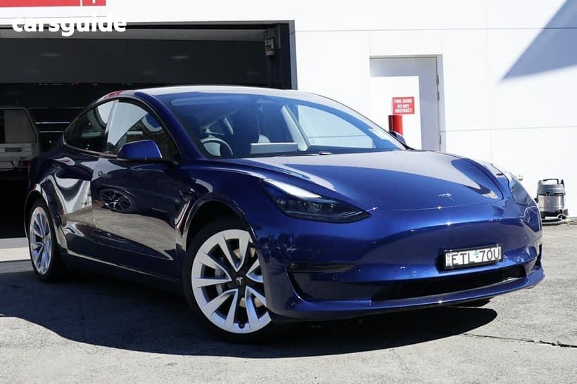 Blue 2022 Tesla Model 3 Sedan Long Range