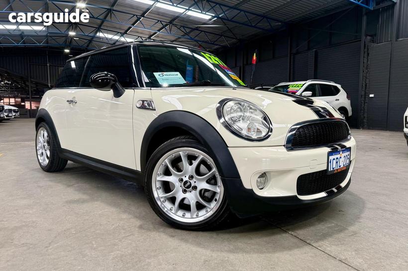 White 2007 Mini Hatch Hatch COOPER S CHILLI F