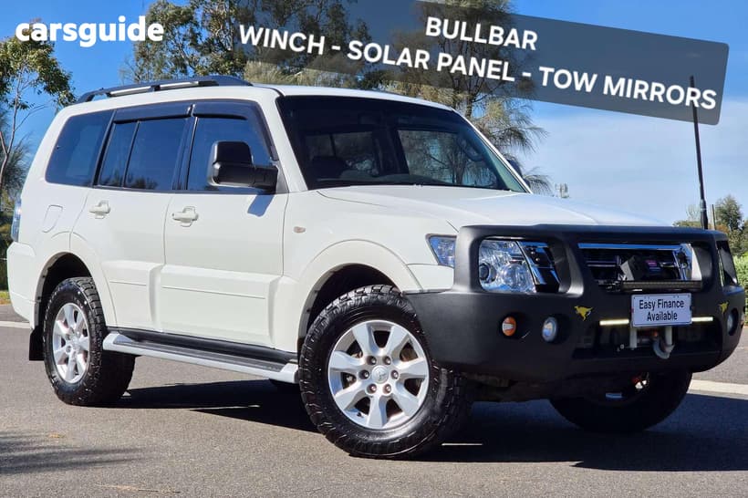 White 2018 Mitsubishi Pajero Wagon Glx Lwb (4X4)