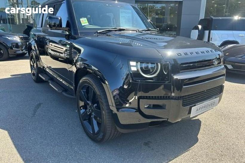 Black 2026 Land Rover Defender Wagon 110 P425 X-Dynamic Se
