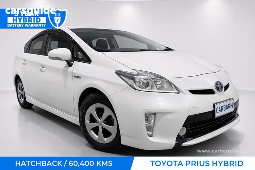 White 2013 Toyota Prius Hatch S HYBRID