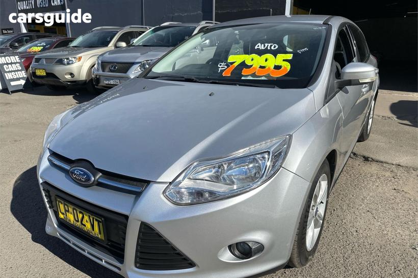 Silver 2013 Ford Focus Hatchback Trend