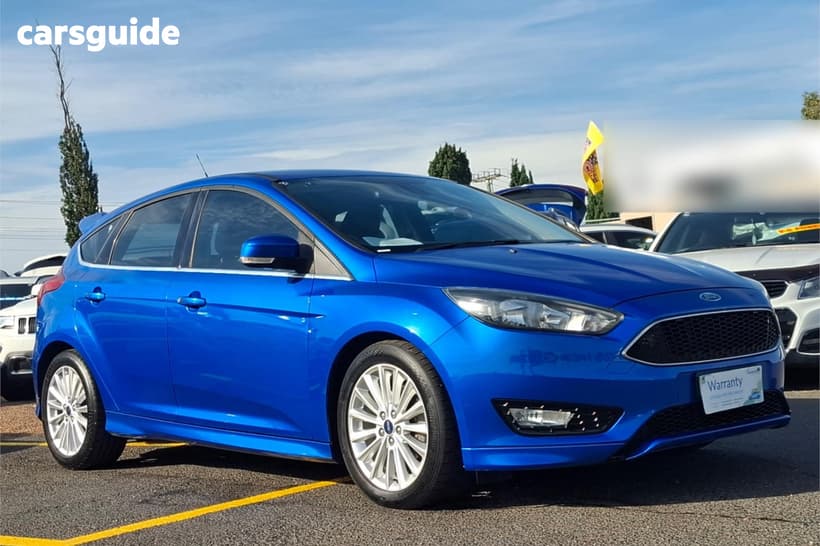 Blue 2017 Ford Focus Hatchback Sport