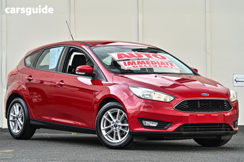 Red 2015 Ford Focus Hatchback Trend