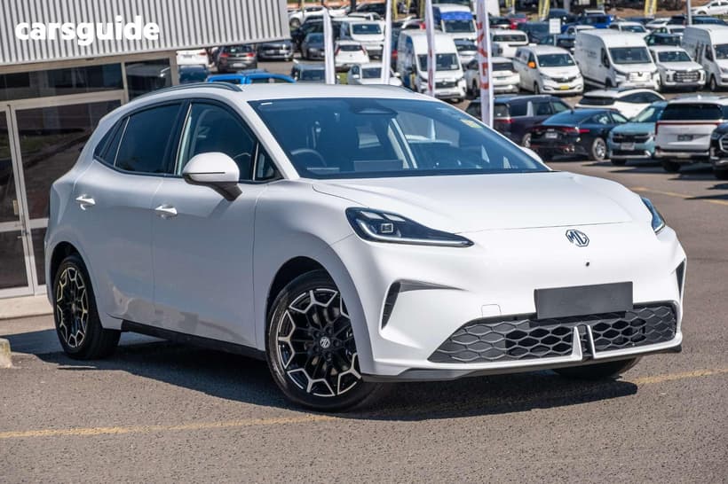 White 2026 MG MG4 Hatchback Essence 64 150Kw