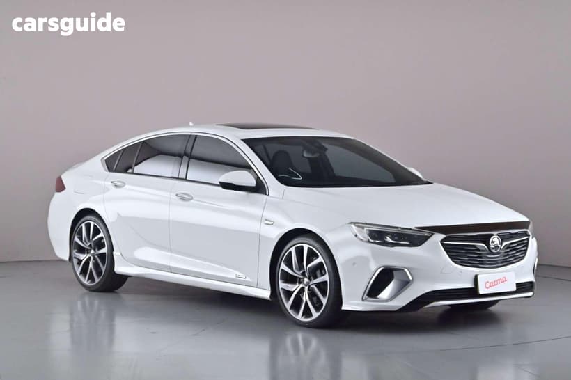 White 2018 Holden Commodore Liftback Vxr