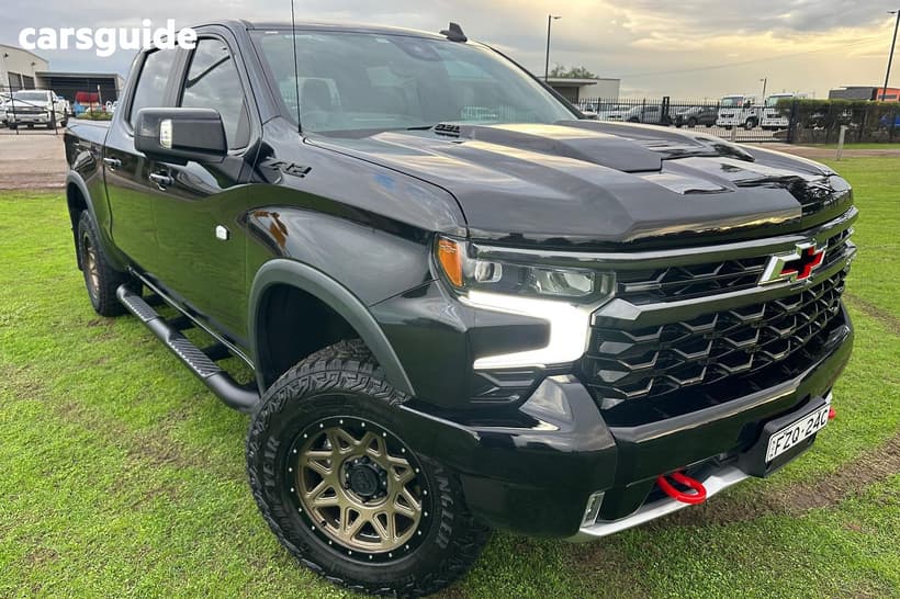 Black 2024 Chevrolet Silverado Crew Cab Pickup 1500 Zr2