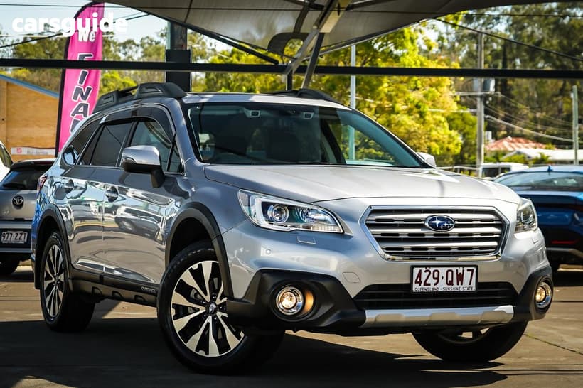 Silver 2017 Subaru Outback Wagon 2.5I Premium