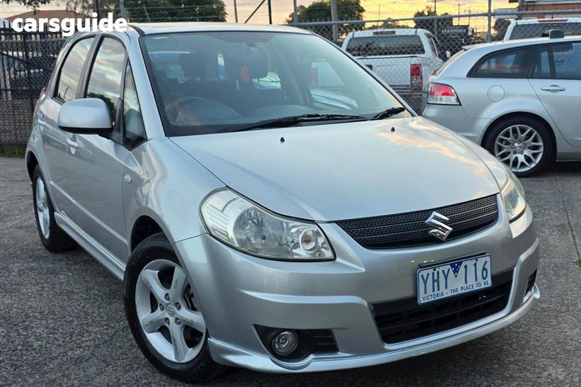 Silver 2007 Suzuki SX4 Hatchback