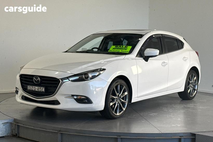 White 2018 Mazda 3 Hatchback Sp25 Astina