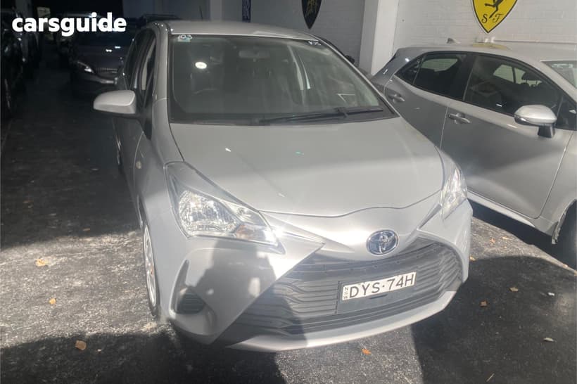 Silver 2018 Toyota Yaris Hatchback Ascent