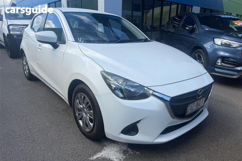 White 2016 Mazda 2 Hatchback Neo