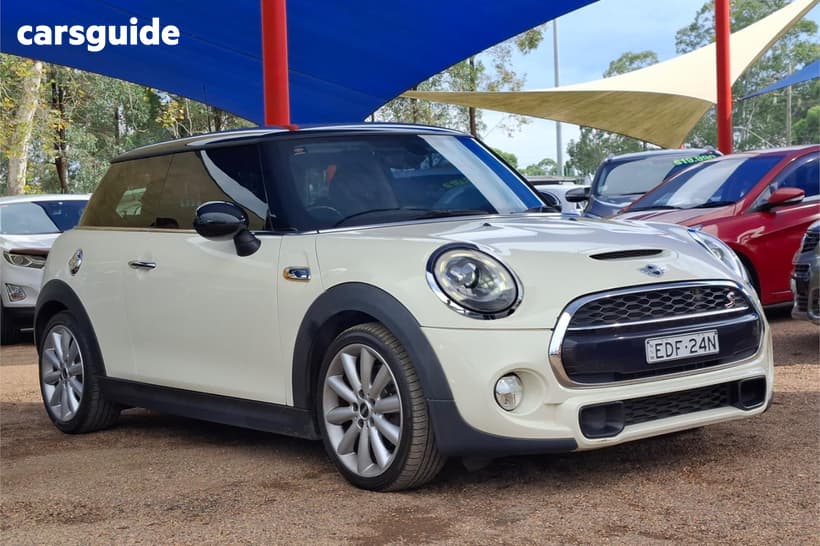 Beige 2018 Mini Cooper Hatchback S