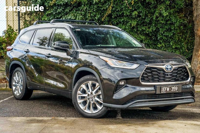 Black 2024 Toyota Kluger Wagon Grande Hybrid Awd