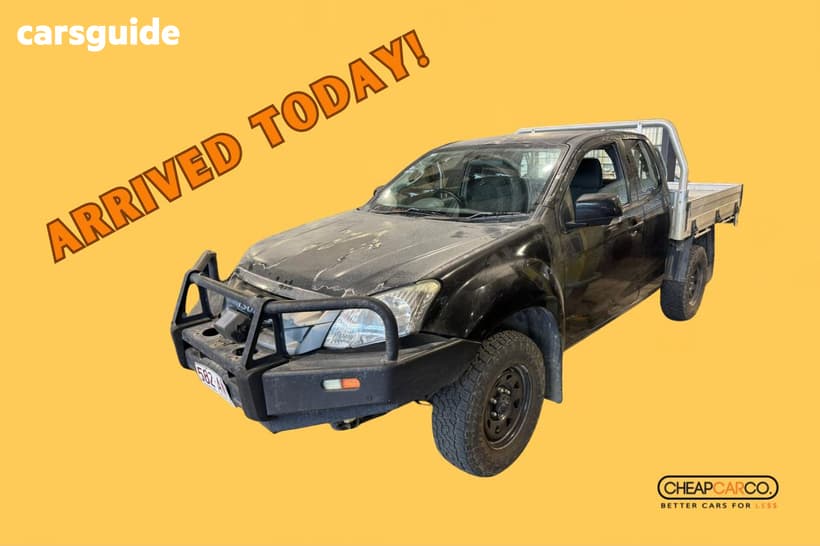 Black 2014 Isuzu D-MAX Space Cab Chassis Sx (4X4)