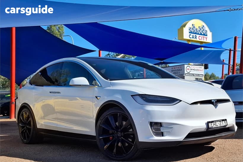 White 2017 Tesla Model X Wagon P100D