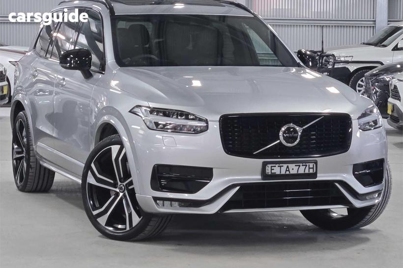 Silver 2022 Volvo XC90 Wagon B6 R-Design Mhev