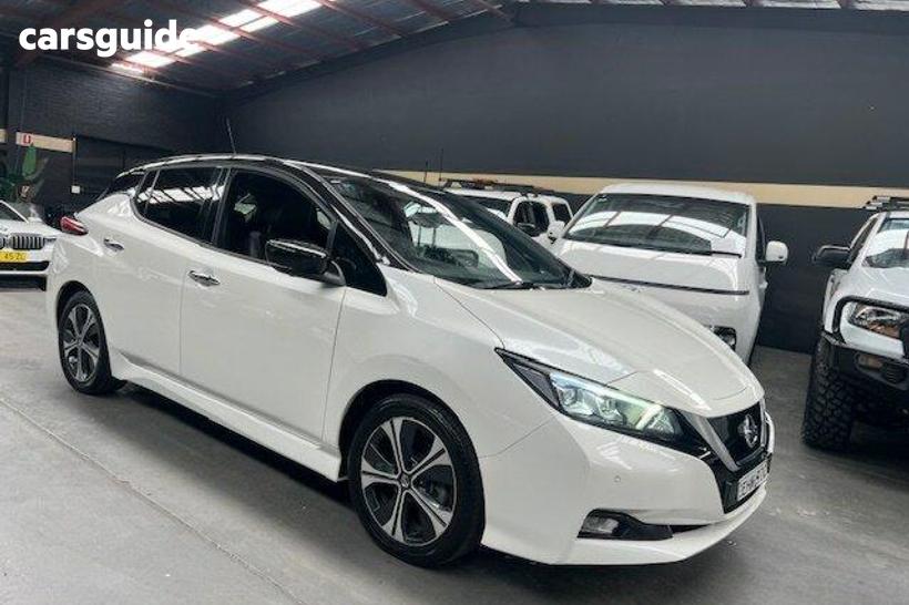 White 2020 Nissan Leaf Hatchback E+