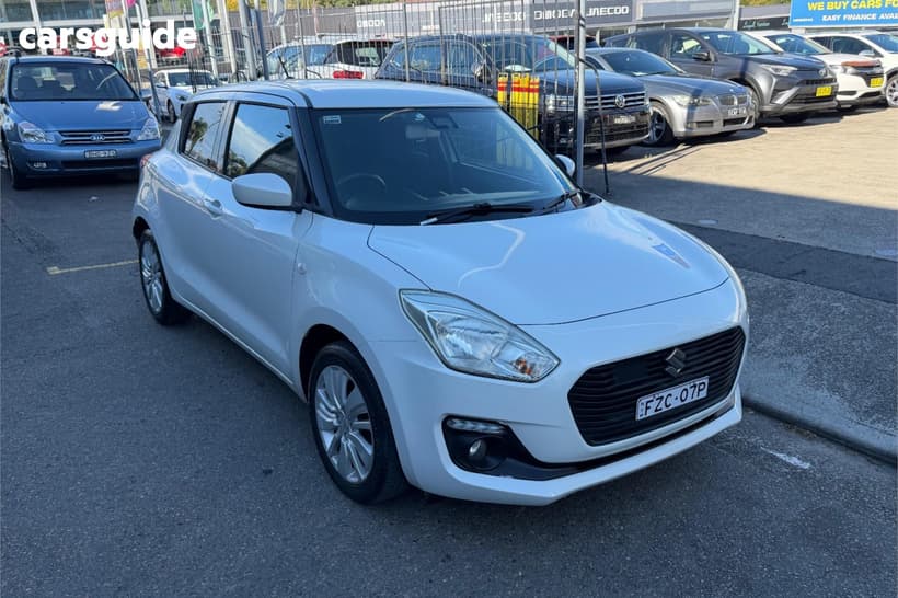 White 2018 Suzuki Swift Hatchback Gl Navigator (Safety)