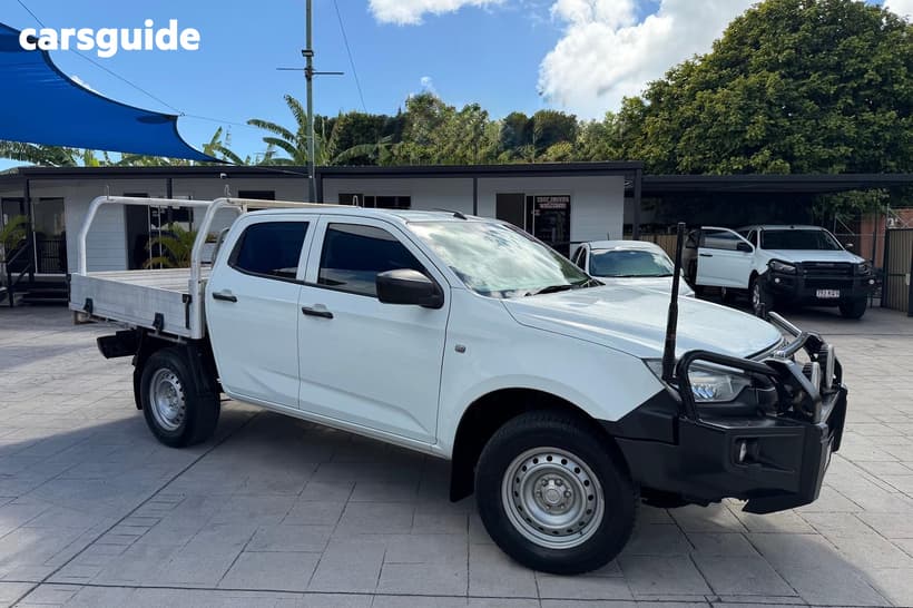 White 2022 Isuzu D-MAX Crew Cab Chassis Sx (4X4)