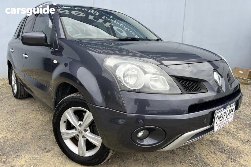 Grey 2011 Renault Koleos SUV PRIVILEGE