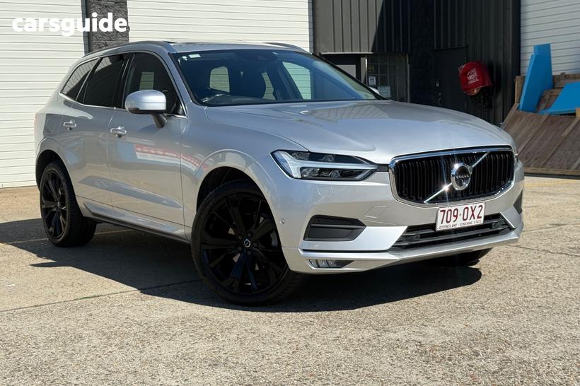 Silver 2020 Volvo XC60 Wagon T5 Momentum (Awd)