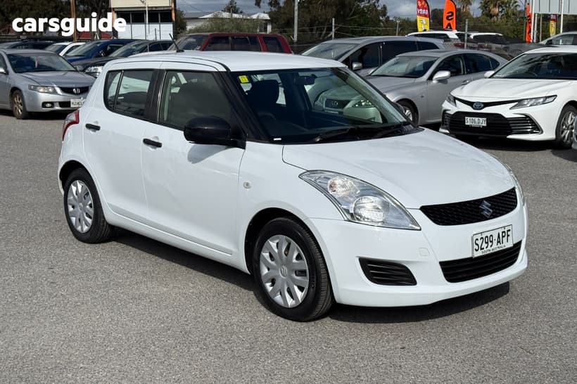 White 2012 Suzuki Swift Hatchback Ga