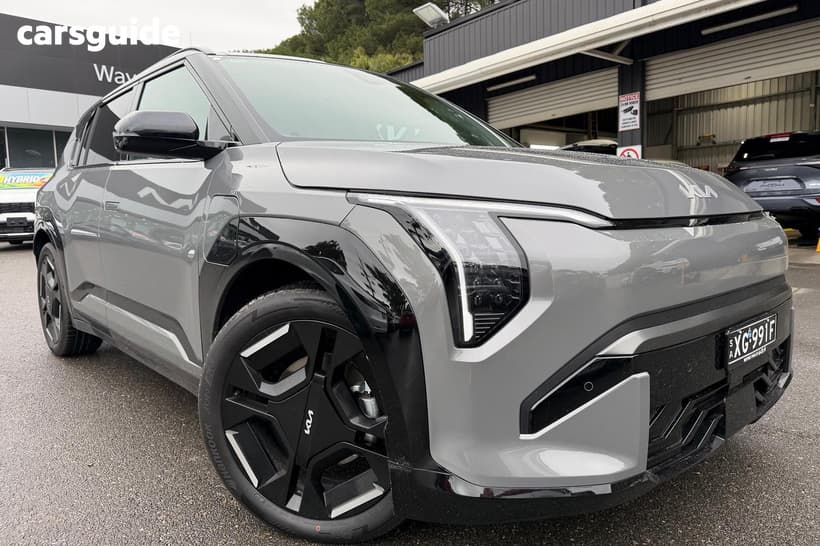 Grey 2026 Kia Ev3 Wagon Gt-Line Fwd Lr