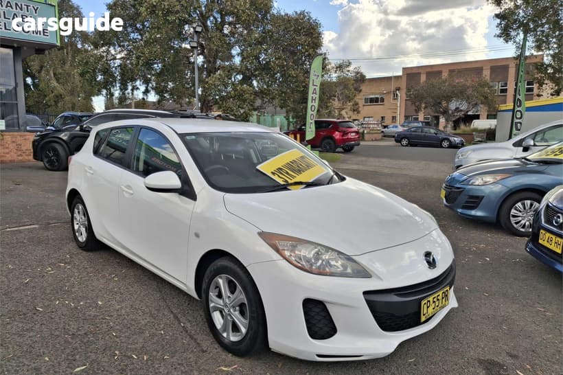 White 2012 Mazda 3 Hatchback Neo
