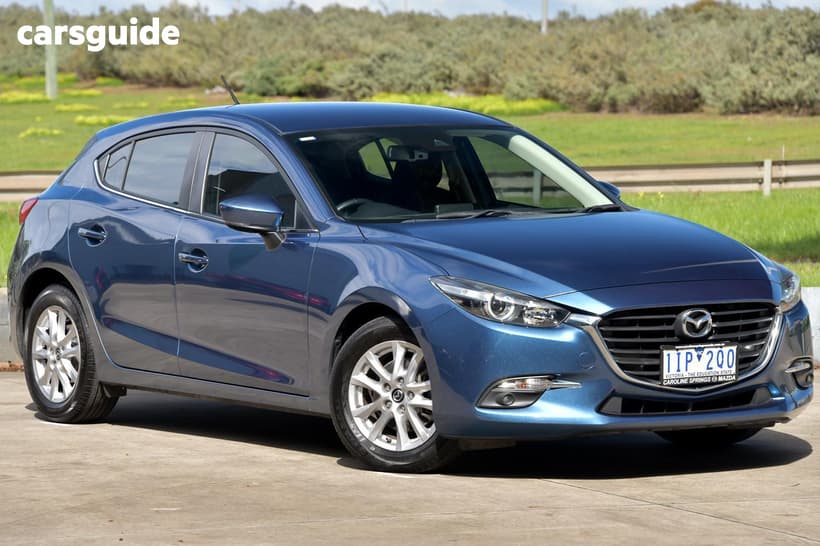 Blue 2016 Mazda 3 Hatchback Maxx