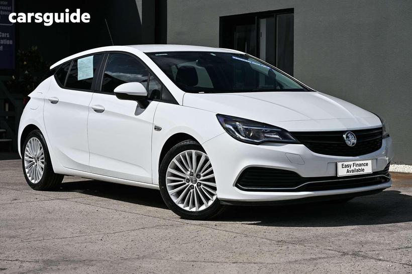 White 2018 Holden Astra Hatchback R