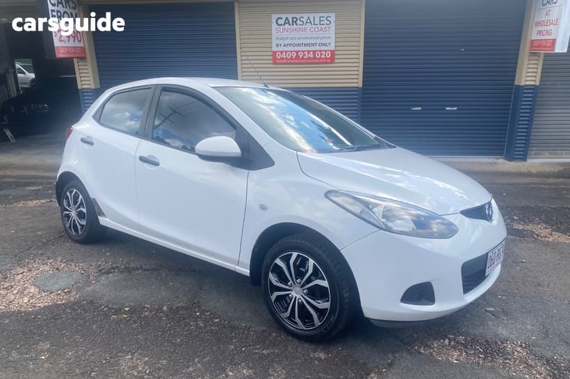 White 2009 Mazda 2 Hatchback Neo