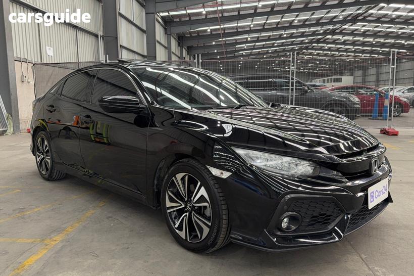 Black 2018 Honda Civic Hatchback Vti-Lx
