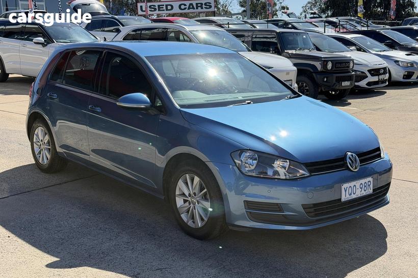 Blue 2016 Volkswagen Golf Hatchback 92 Tsi Trendline